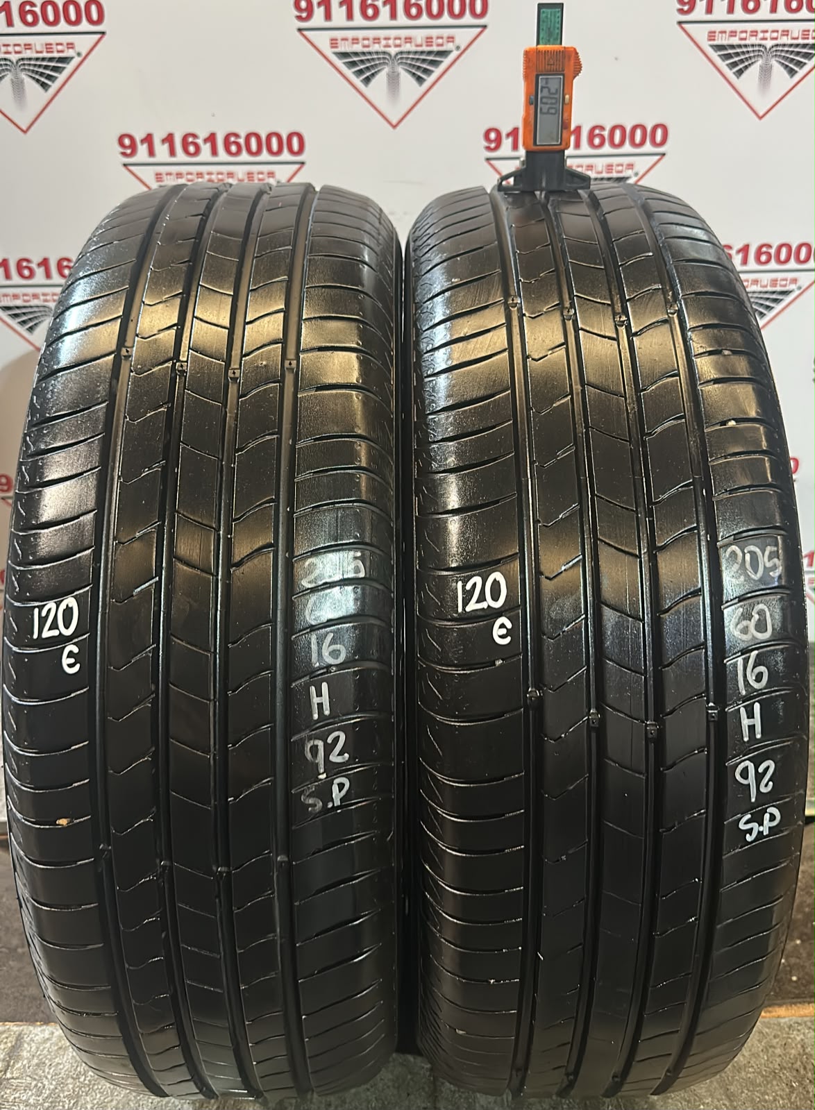 KUMHO ECSTA USADO  205/60 R16 92 H